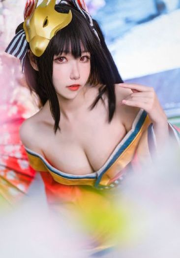 迪拜的女孩在线