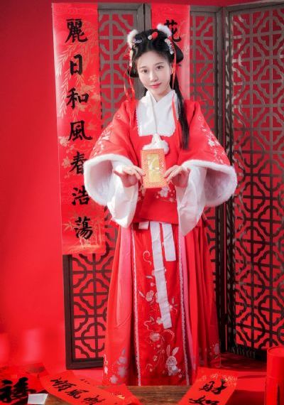财阀的奢靡生活