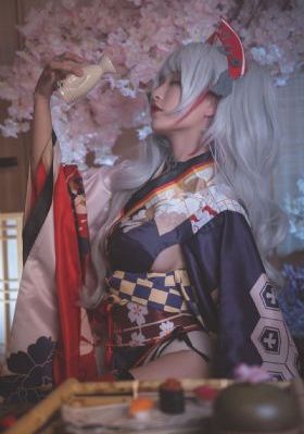 年经的妈妈